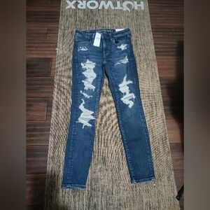 NEW-American Eagle 6 Short, 28W Jegging